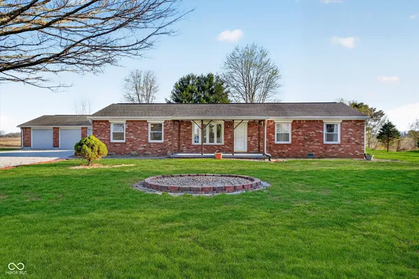 $325,000 | 9348 East State Road 240, Coatesville, IN 46121