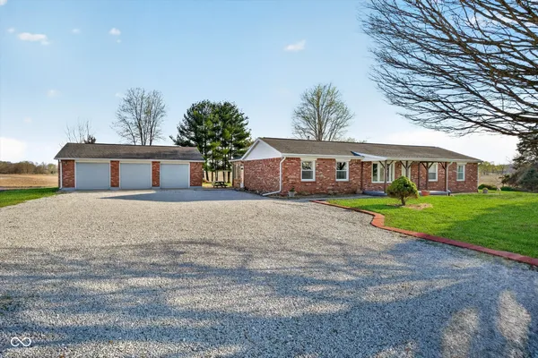 $325,000 | 9348 East State Road 240, Coatesville, IN 46121