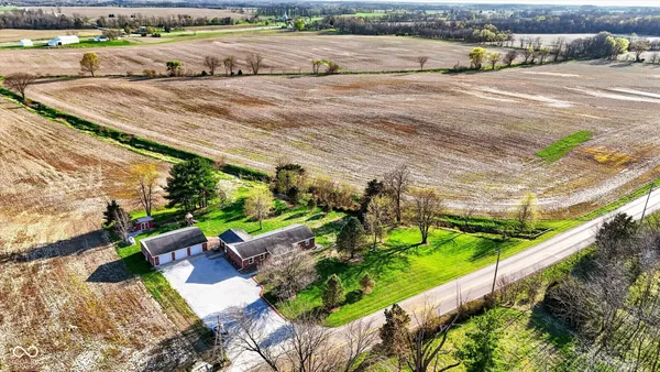 $325,000 | 9348 East State Road 240, Coatesville, IN 46121