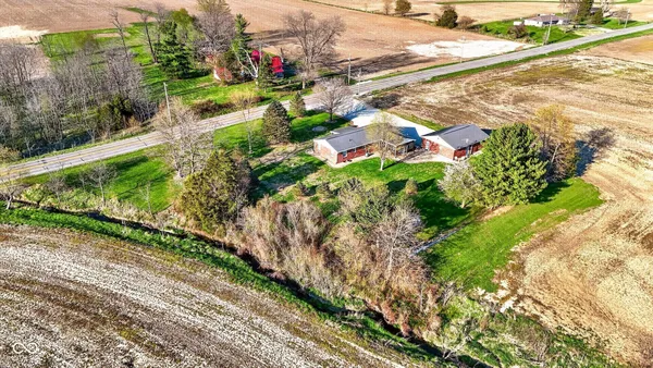 $325,000 | 9348 East State Road 240, Coatesville, IN 46121