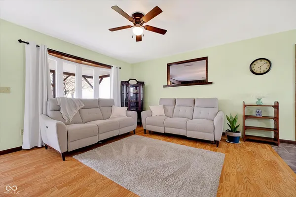 $325,000 | 9348 East State Road 240, Coatesville, IN 46121