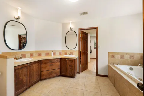$1,375,000 | 105 Laurelwood Drive North, Austin, TX 78733