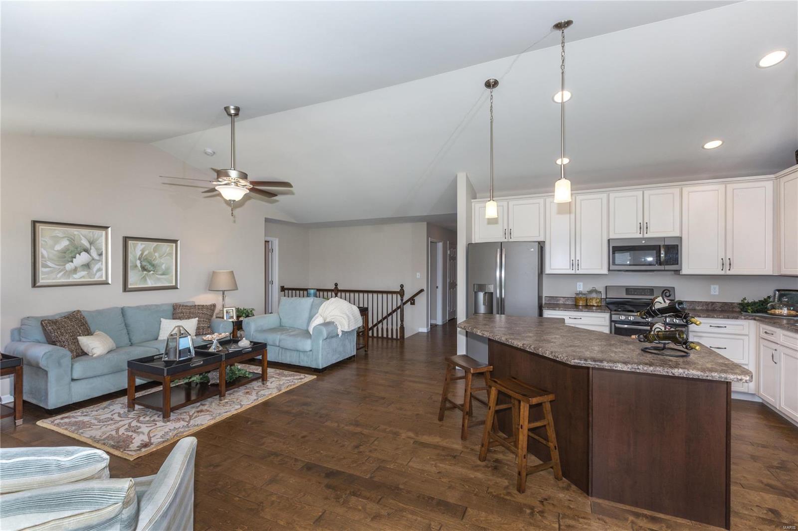 108 Keystone Ridge Drive O'Fallon, MO 63366 - Photo 3 of 4 Gallery Image 3