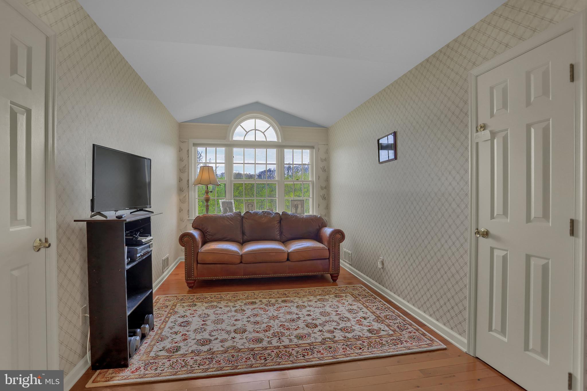 12891 Line Road New Freedom, PA 17349 - Photo 36 of 81 MBR sitting area - level 2