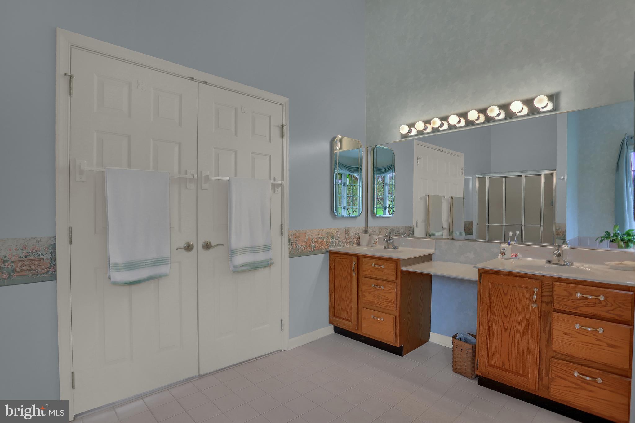 12891 Line Road New Freedom, PA 17349 - Photo 40 of 81 MBR full bath - level 2