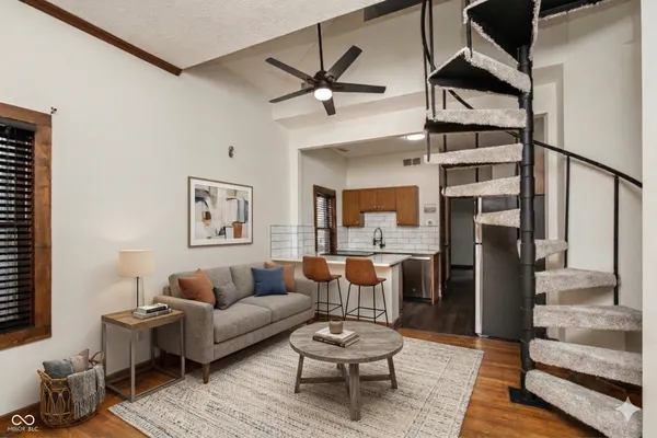 $1,750 | 2107 North Pennsylvania Street, Unit 4, Indianapolis, IN 46202