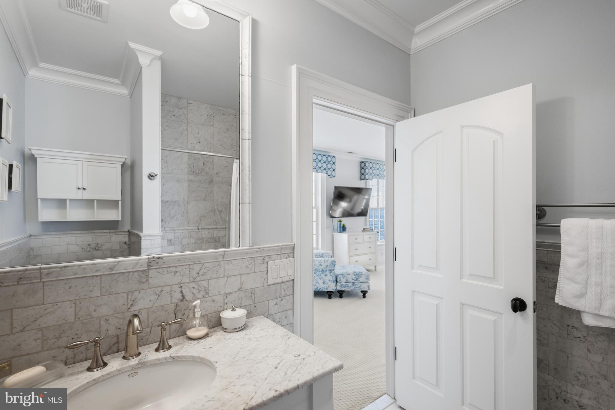 7328 Kent Point Road Stevensville, MD 21666 - Photo 52 of 67 Secondary Bathroom