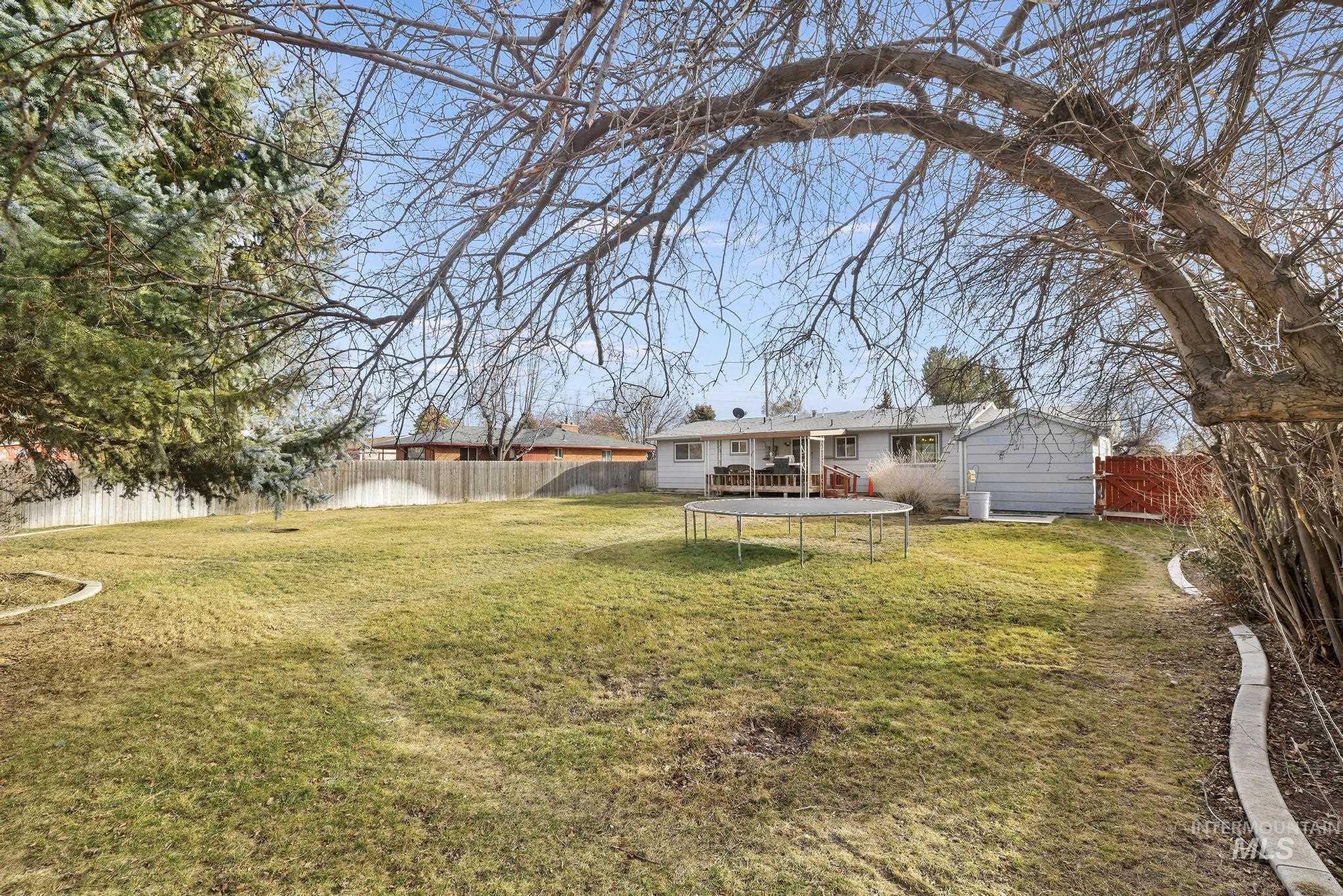 440 Washington Street Kimberly, ID 83341 - Photo 1 of 25