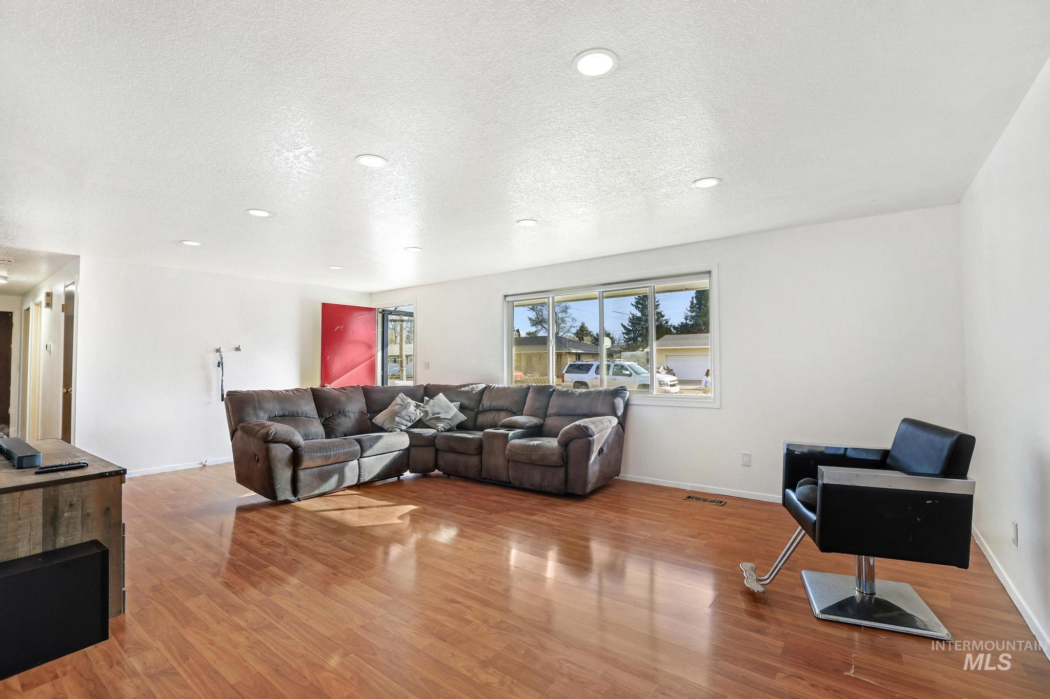 440 Washington Street Kimberly, ID 83341 - Photo 4 of 25