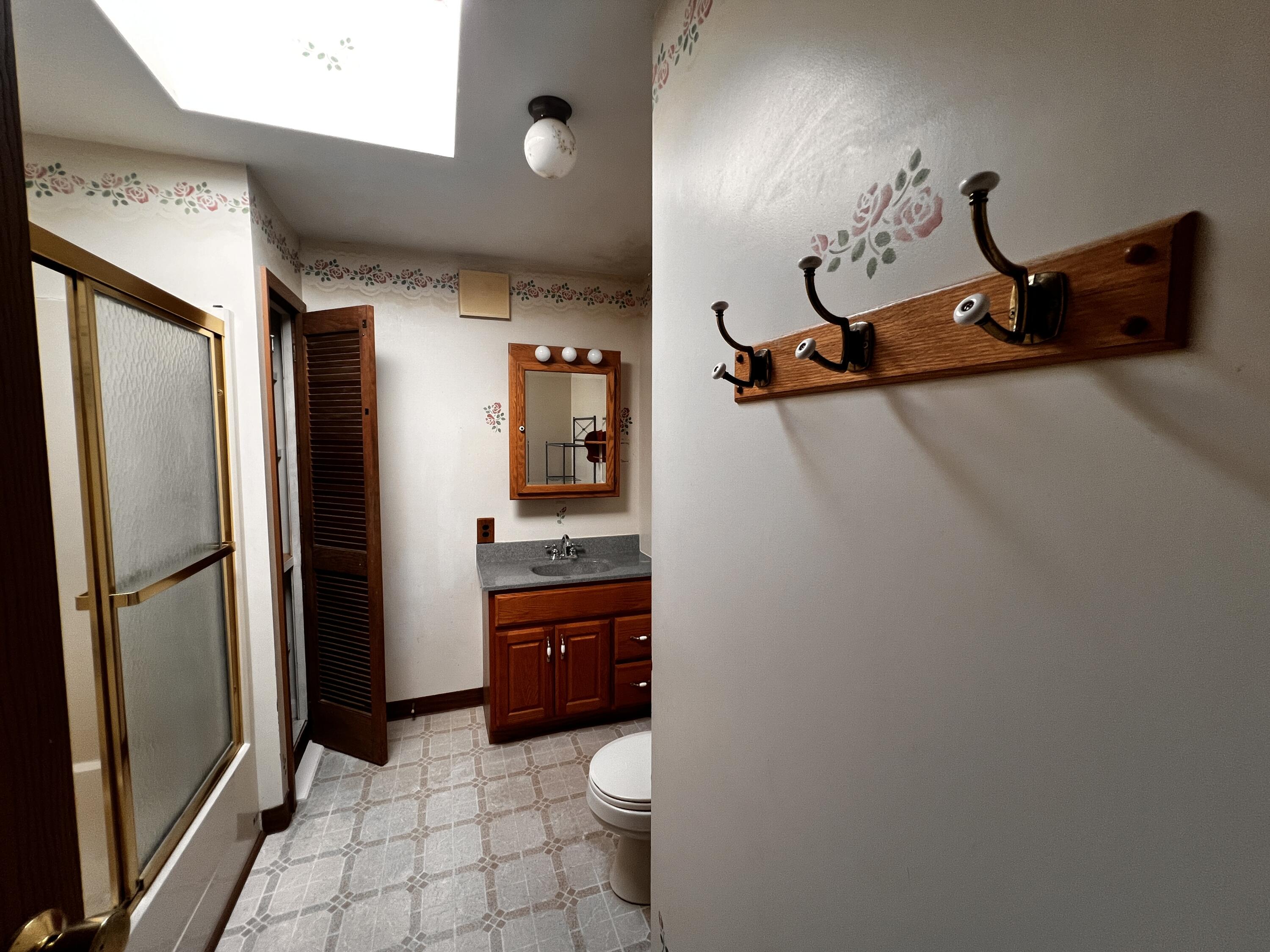 616 Billings Road Hermon, ME 04401 - Photo 18 of 33 Bathroom 2