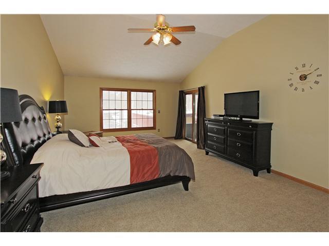 10699 Thistle Ridge Fishers, IN 46038 - Photo 10 of 21 Gallery Image 10