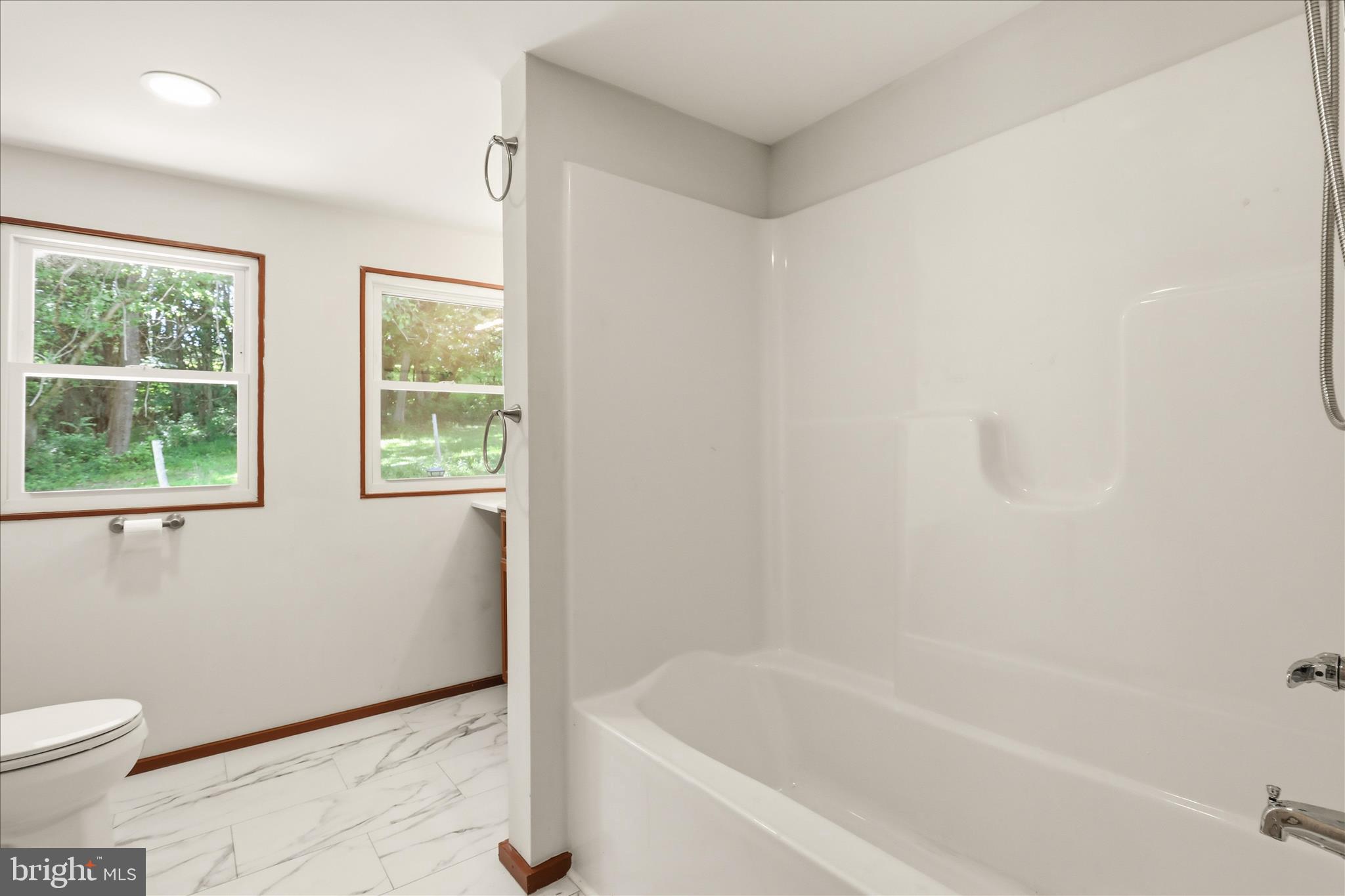 6340 Coffman Farms Road Keedysville, MD 21756 - Photo 10 of 48 Bathroom