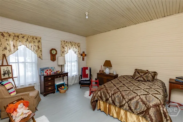 $229,900 | 225 Oconee Avenue, Meldrim, GA 31318