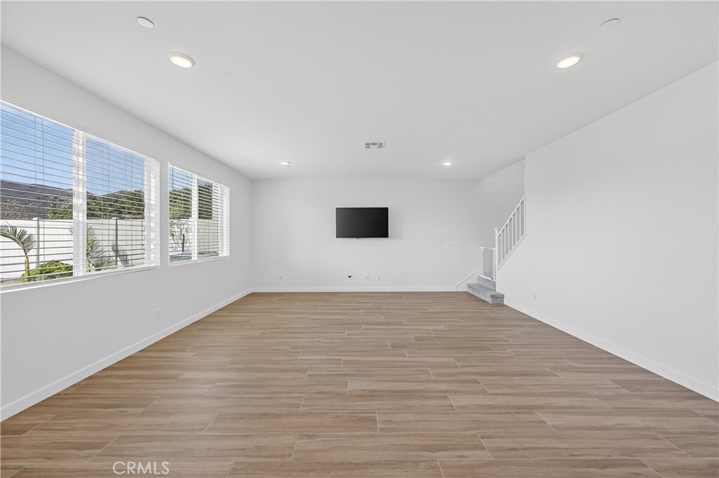 35164 Bergamot Cove Fallbrook, CA 92028 - Photo 5 of 40