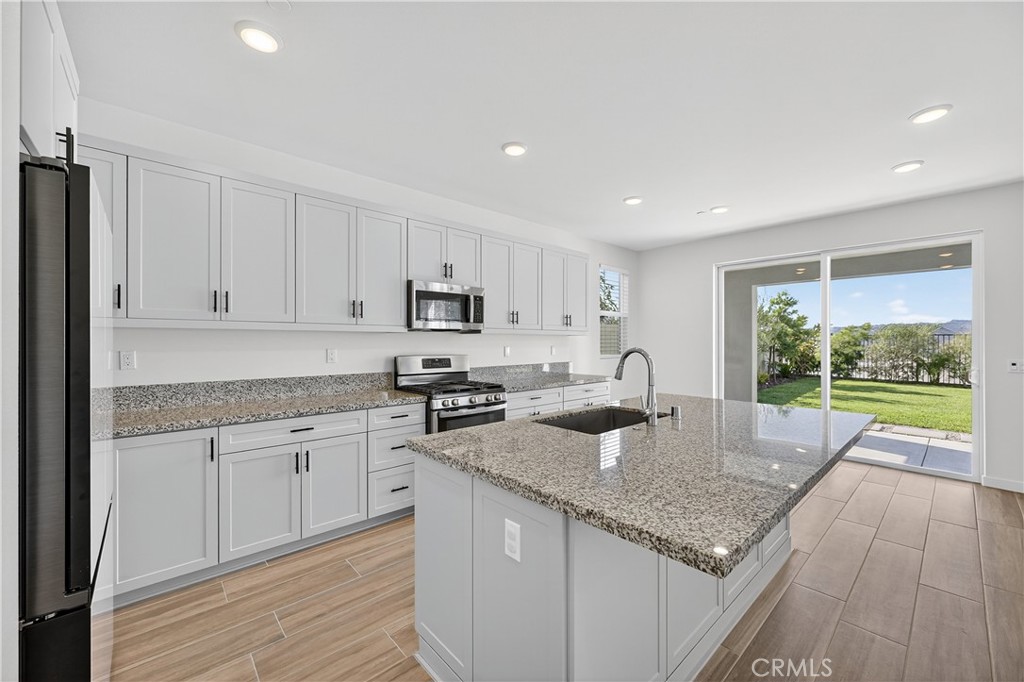 35164 Bergamot Cove Fallbrook, CA 92028 - Photo 9 of 40