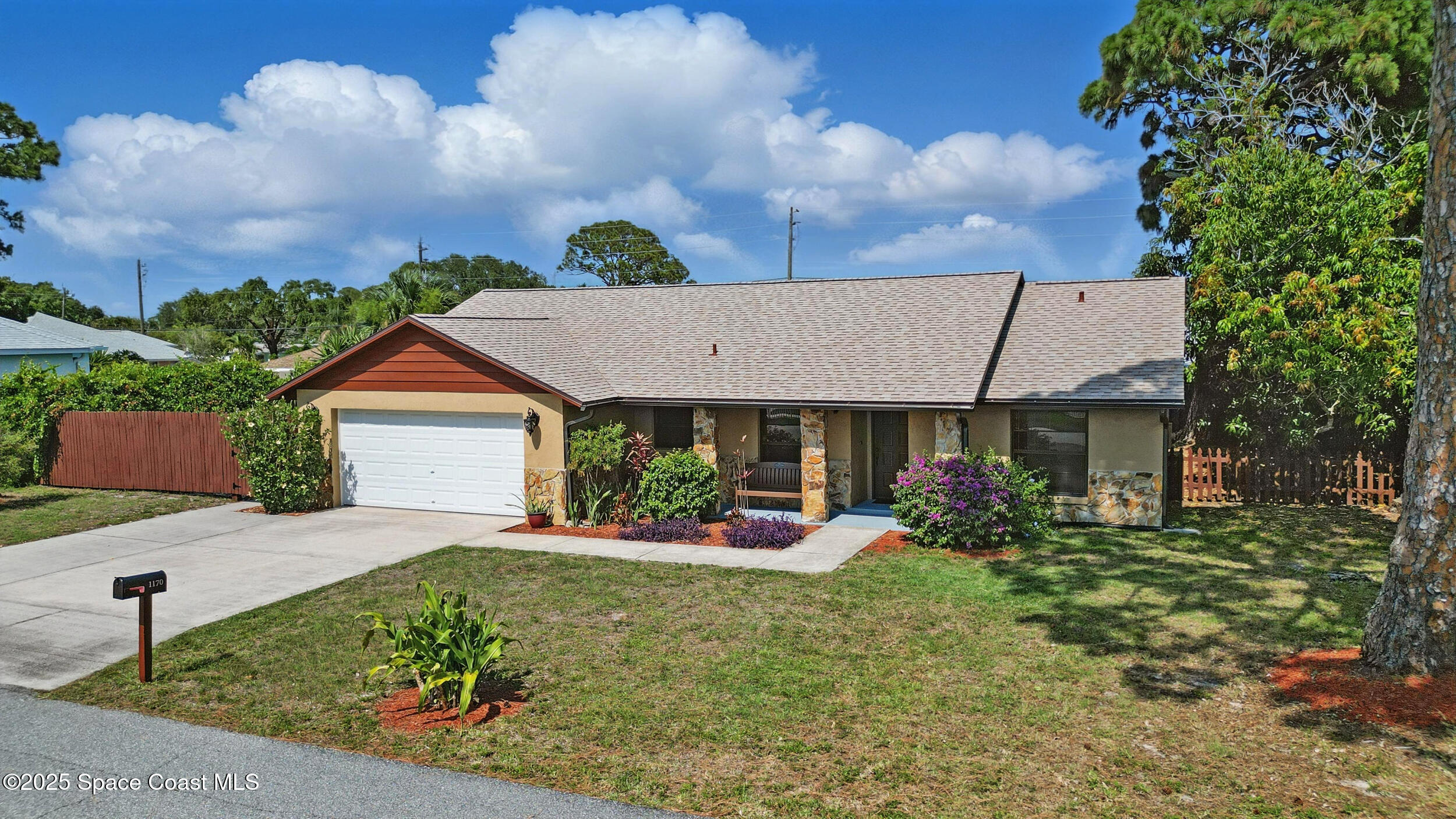 front view of house with a yard