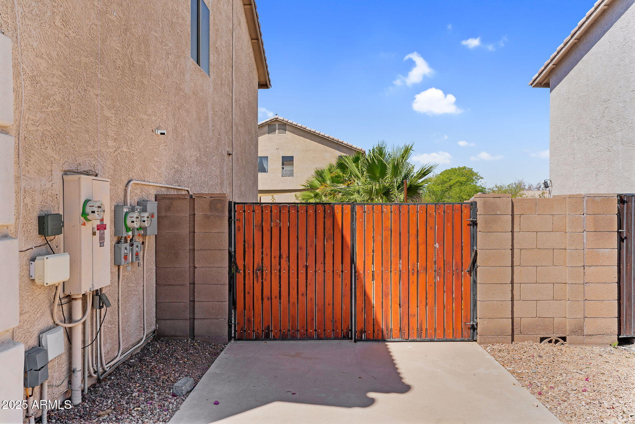 3786 South Chaparral Road Apache Junction, AZ 85119 - Photo 3 of 78 RV gate