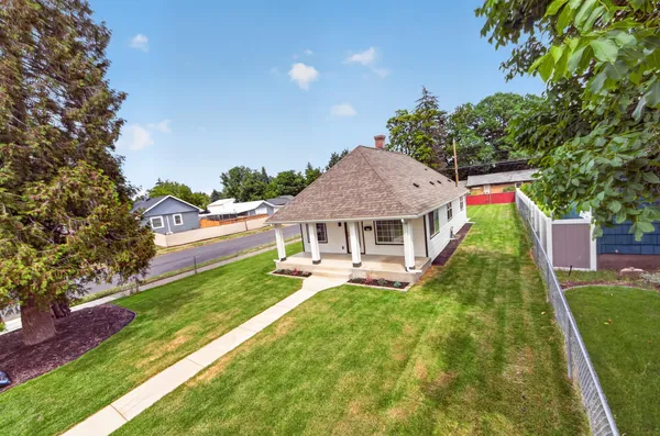 $395,000 | 5028 North Washington Street, Spokane, WA 99205