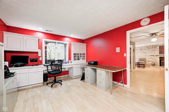 $425,000 | 3305 Bay Point Drive, Indianapolis, IN 46240