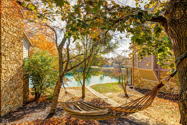 $425,000 | 3305 Bay Point Drive, Indianapolis, IN 46240