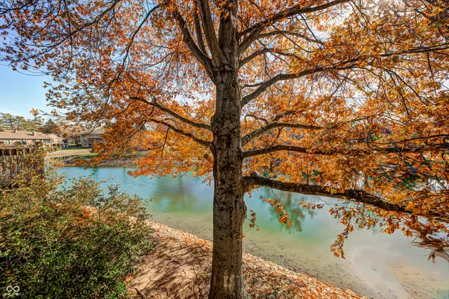 $425,000 | 3305 Bay Point Drive, Indianapolis, IN 46240