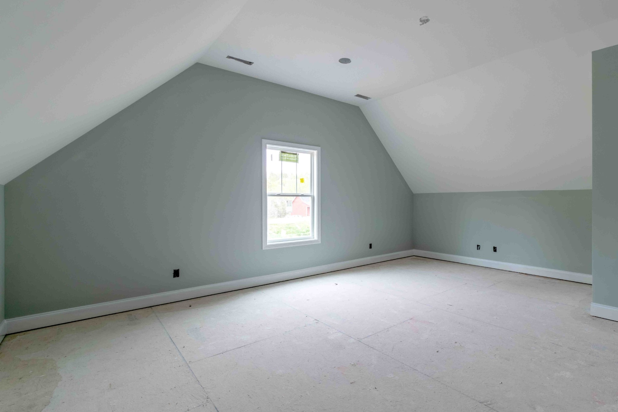1416 Hickory Point Road Clarksville, TN 37043 - Photo 6 of 18 an empty room with a window