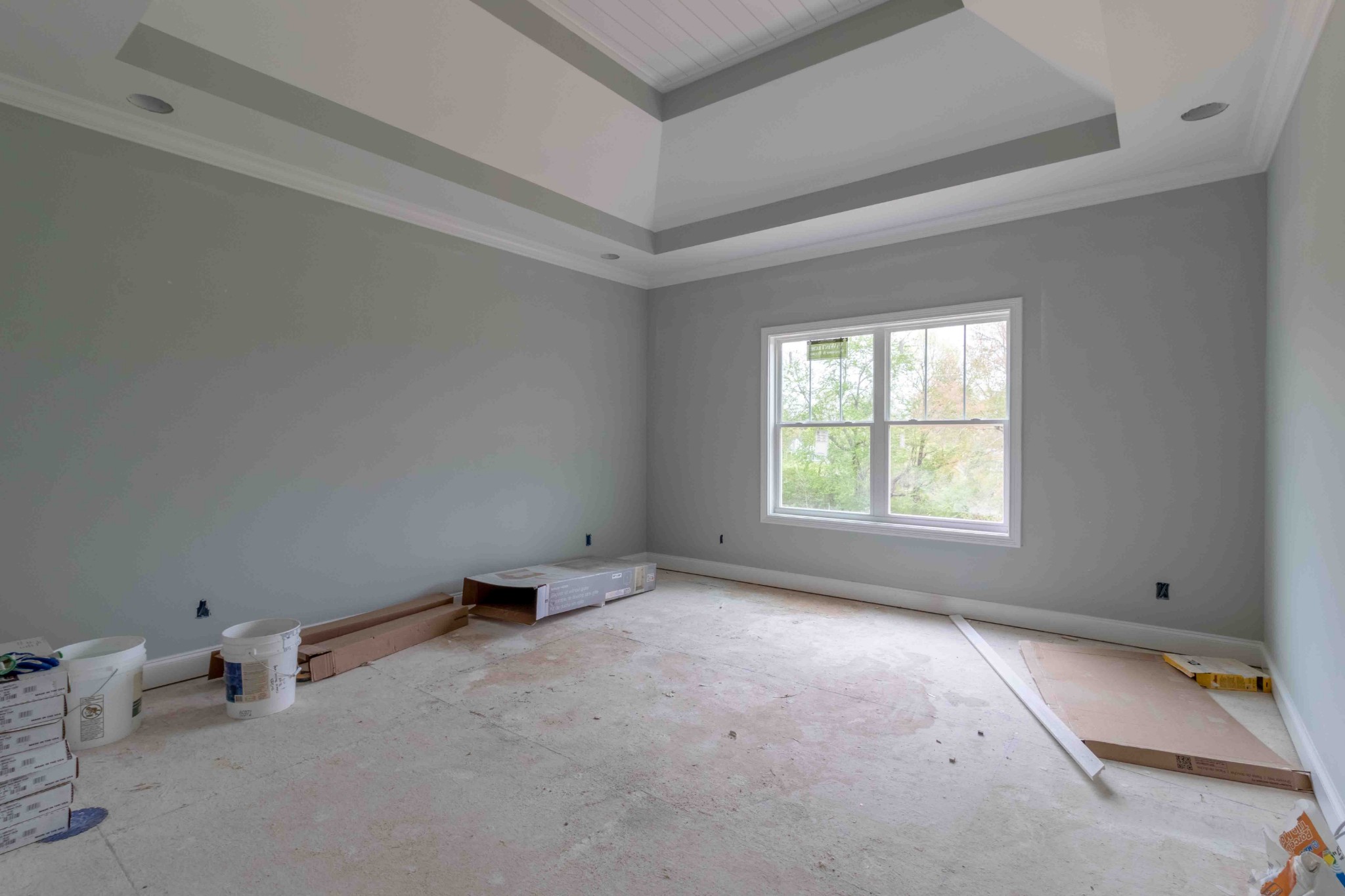 1416 Hickory Point Road Clarksville, TN 37043 - Photo 10 of 18 a room with a window
