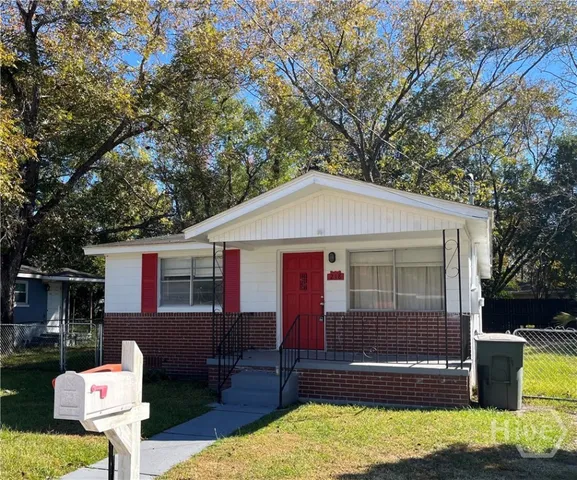 $1,500 | 218 Fell Street, Savannah, GA 31415