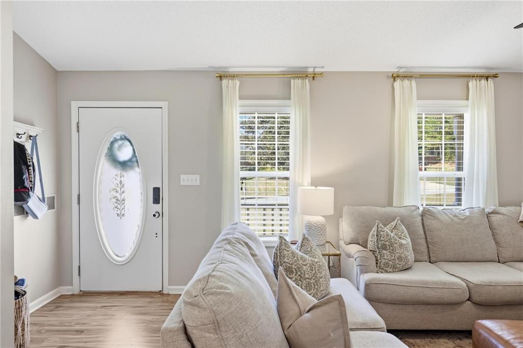 138 Roman Drive Dallas, GA 30157 - Photo 4 of 30