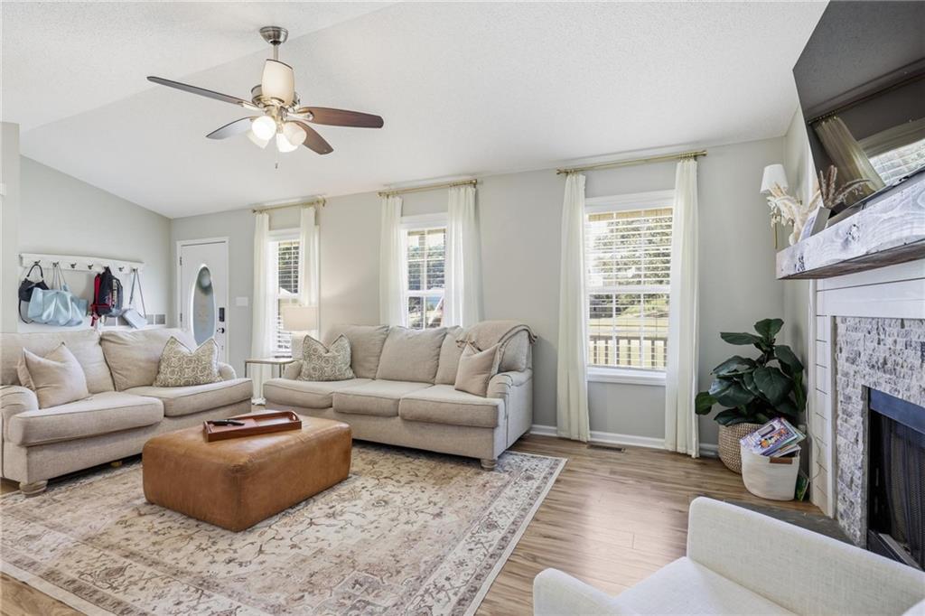 138 Roman Drive Dallas, GA 30157 - Photo 5 of 30