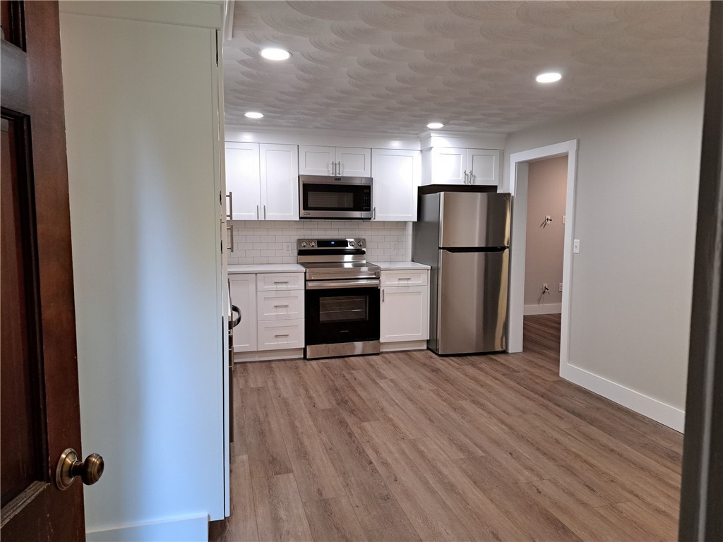 187 Mill Cove Road Warwick, RI 02889 - Photo 3 of 15 Gallery Image 3