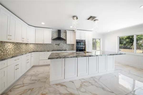 $7,500 | 16770 Lakeview Court, Weston, FL 33326