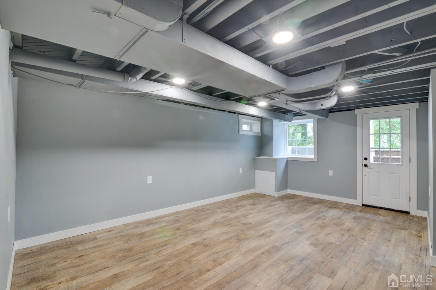 420 Chain O' Hills Road Colonia, NJ 07067 - Photo 29 of 37 a view of empty room