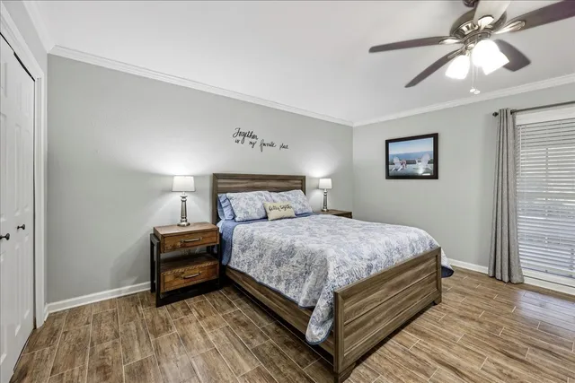 $214,900 | 4220 Briarhill Avenue, Orange, TX 77632