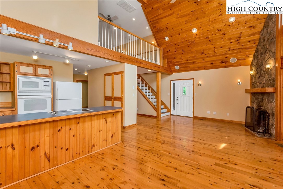453 South River Hills Road Lansing, NC 28643 - Photo 13 of 48 a view of an entryway with wooden floor