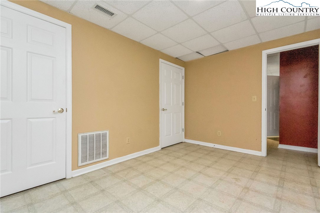 453 South River Hills Road Lansing, NC 28643 - Photo 37 of 48