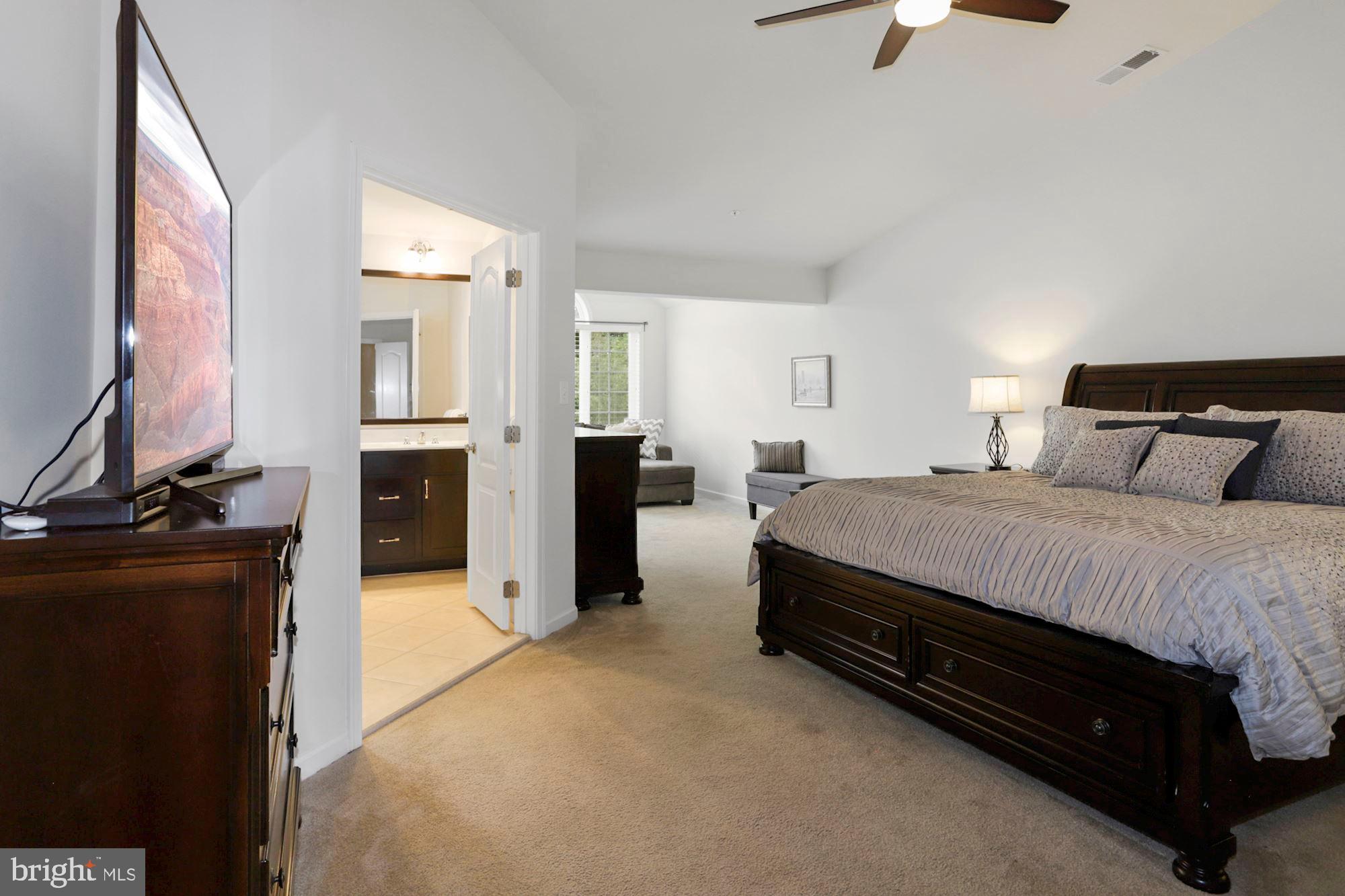 4049 Ranch Road Upper Marlboro, MD 20772 - Photo 20 of 43 Owner's Bedroom with bump out