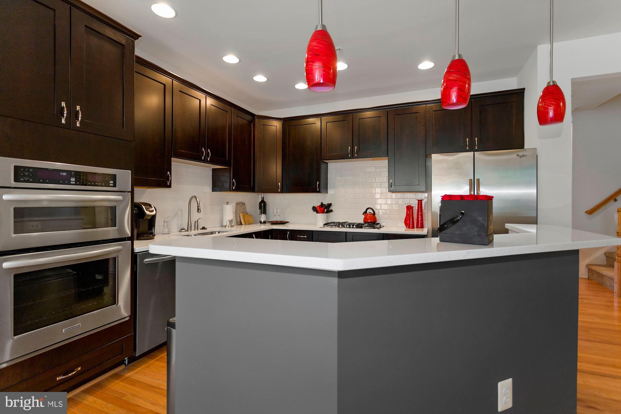 4049 Ranch Road Upper Marlboro, MD 20772 - Photo 3 of 43 Kitchen island with Quartz countertop