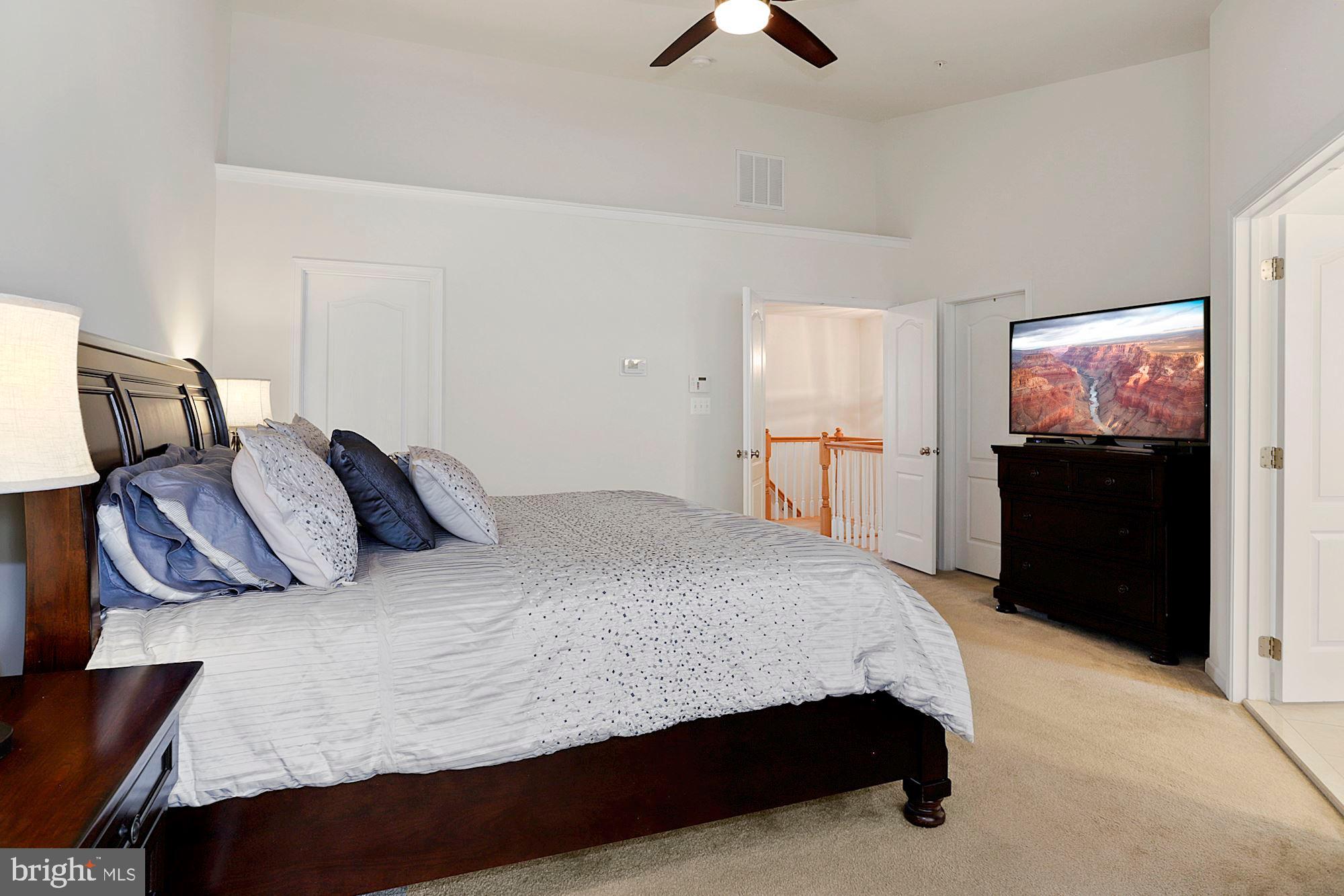 4049 Ranch Road Upper Marlboro, MD 20772 - Photo 21 of 43 Owner's Bedroom has double doors from hallway