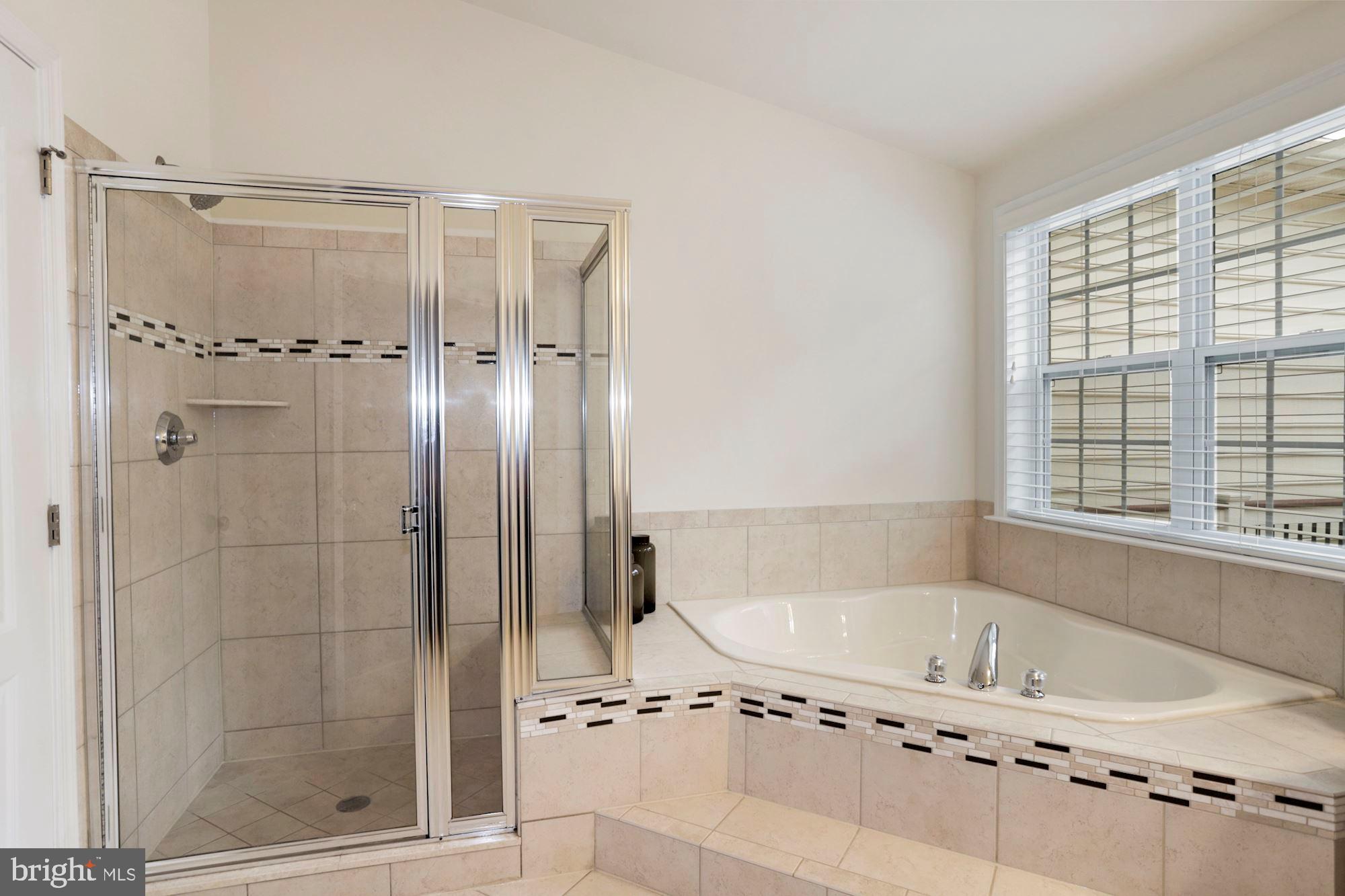 4049 Ranch Road Upper Marlboro, MD 20772 - Photo 27 of 43 Owner's bathroom has separate shower