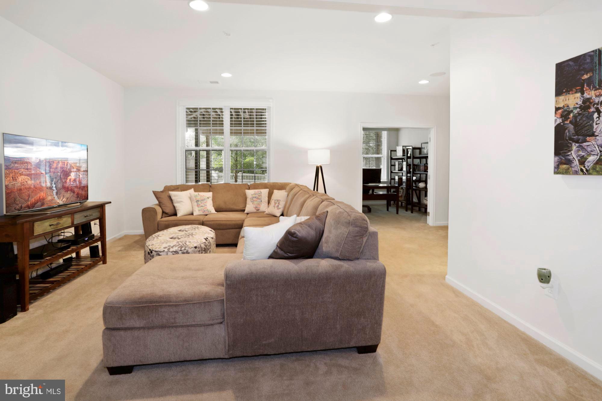 4049 Ranch Road Upper Marlboro, MD 20772 - Photo 35 of 43 Family room with office bump out