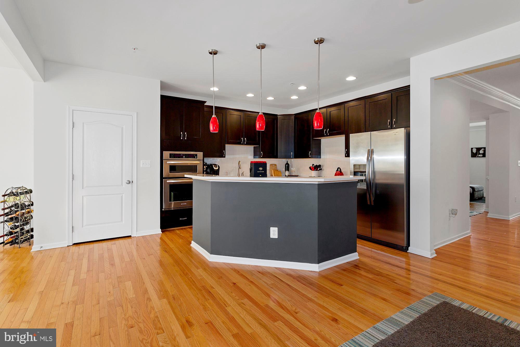 4049 Ranch Road Upper Marlboro, MD 20772 - Photo 5 of 43 View to kitchen from lving area