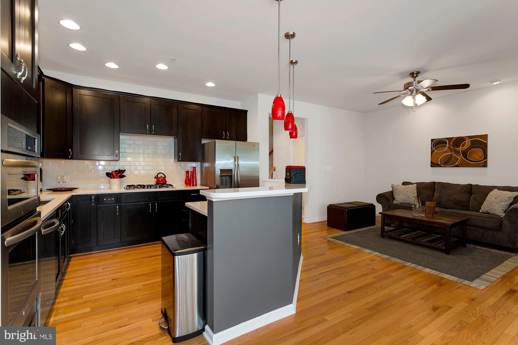 4049 Ranch Road Upper Marlboro, MD 20772 - Photo 6 of 43 Kitchen /Living area