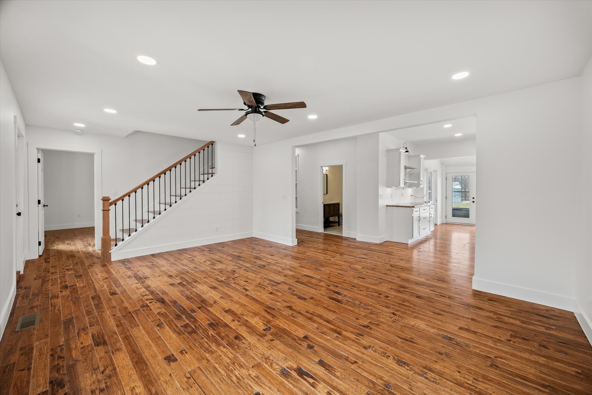 301 Dry Valley Road Cookeville, TN 38506 - Photo 8 of 28 Gallery Image 8