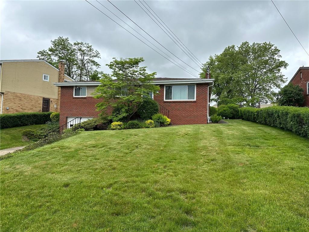 170 William Circle McKees Rocks, PA 15136 - Photo 1 of 16 Gallery Image 1