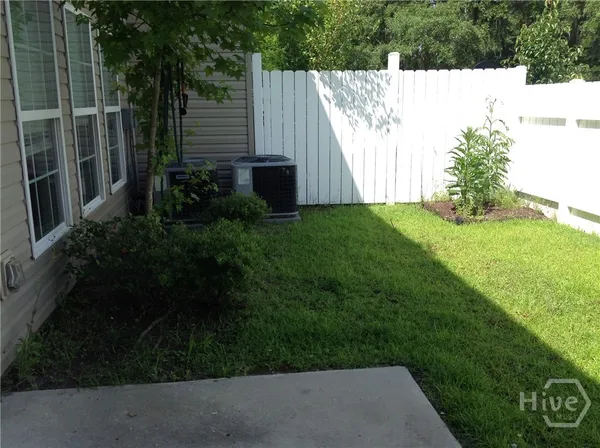 $2,000 | 806 Kendal Court, Savannah, GA 31419