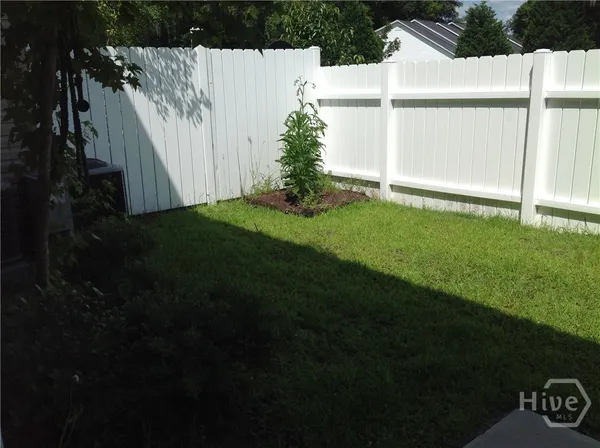 $2,000 | 806 Kendal Court, Savannah, GA 31419