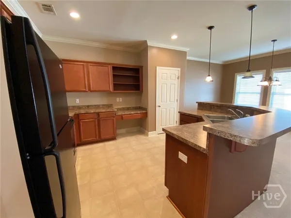 $2,000 | 806 Kendal Court, Savannah, GA 31419