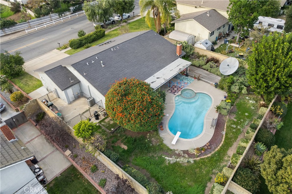 6275 Sapphire Street Rancho Cucamonga, CA 91701 - Photo 3 of 32