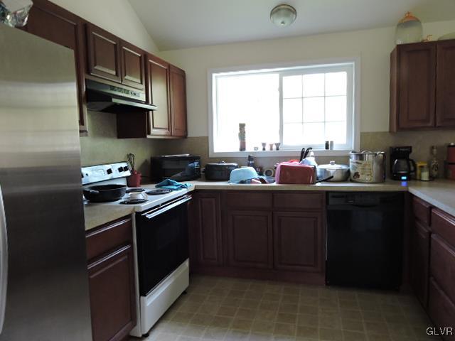 2 Gum Road Effort, PA 18330 - Photo 5 of 8 a kitchen with cabinets appliances a sink and a window